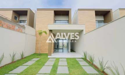 CASA COM 3 QUARTOS SENDO 2 SUITES PISCINA E ÁREA GOURMET COMPLETA