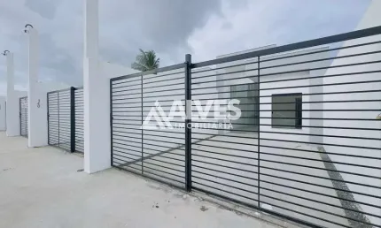 CASA COM 2 QUARTOS SENDO 1 SUÍTE E ÁREA GOURMET COMPLETA