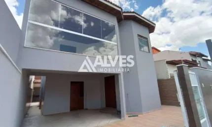 Casa com 4 quartos sendo 3 suítes no bairro cidade nova