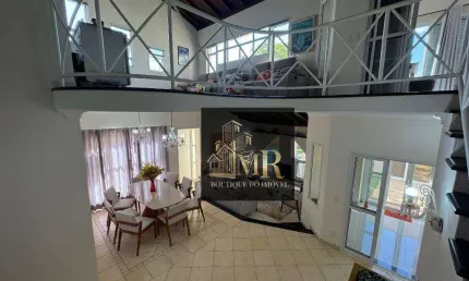 Alphaville Campinas - Casa Térrea para Venda ou Locação.  752 m2 terreno  381 m2 construção   3 amplas e ótimas suítes refrigeradas, lareira, cozinha