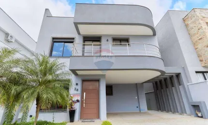 Casa exclusiva com 313m² no xaxim - aceita-se  permutas.