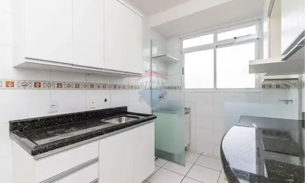 Apartamento com 3 quartos para alugar no Boqueirão, Curitiba 
