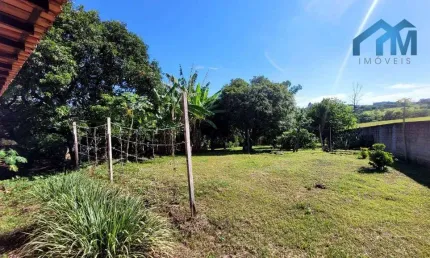 Chácara em salto com ótima localização e grande área