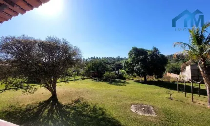 Chácara Encantadora no Buru, Salto, SP – 2 Dormitórios, Varanda Gourmet  e  800m² de muito verde!
