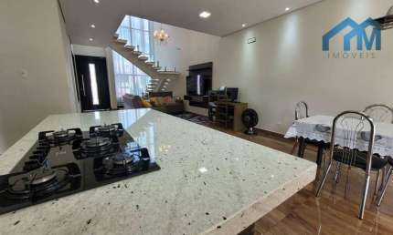 Casa Encantadora em Condomínio no Jardim Guarujá, Salto - SP