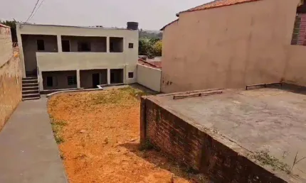 Casa com 4 dormitórios à venda por R$ 280.000,00 - Jardim Califórnia - Pouso Alegre/MG