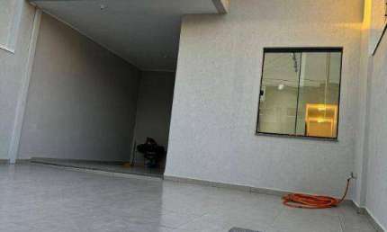 Casa com 3 dormitórios à venda, 160 m² por R$ 470.000 - Cidade Vergani - Pouso Alegre/MG