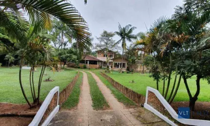 Chácara com 6 dormitórios à venda, 8200 m² por R$ 1.500.000,00 - Bairros Coutinhos  - Congonhal/MG