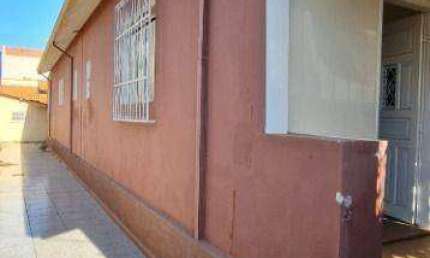 Casa com 4 dormitórios à venda, 81 m² por R$ 1.200.000,00 - Centro - Pouso Alegre/MG