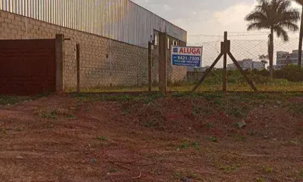 Terreno para alugar, 769 m² por R$ 3.000,00/mês - Passaredo - Pouso Alegre/MG