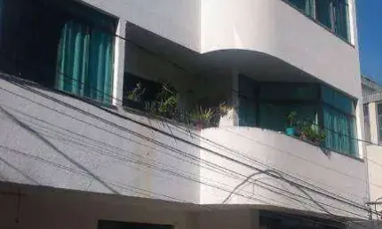 Apartamento com 3 dormitórios à venda, 150 m² por R$ 480.000,00 - Saúde - Pouso Alegre/MG
