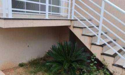 Casa com 3 dormitórios à venda, 150 m² por R$ 490.000 - Cidade Vergani - Pouso Alegre/MG
