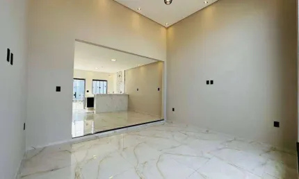 Casa com 3 dormitórios à venda, 130 m² por R$ 680.000 - Parque Real - Pouso Alegre/MG