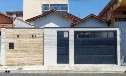 Casa com 3 dormitórios à venda, 140 m² por R$ 760.000 - Jardim Olímpico - Pouso Alegre/MG