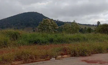 Terreno à venda, 240 m² por R$ 49.000 - Santa Edwiges - Pouso Alegre/MG