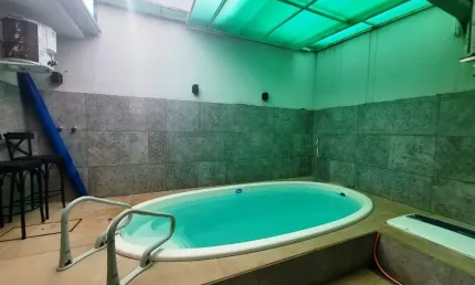 casa c/ 3 quartos (1 suíte), todo mobiliado, piscina aquecida, 158 m² cpnstrução, jardim oriental, maringá