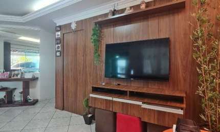 Casa em condomínio fechado com 3 quartos à venda na Rua 12 Chácara 129A Conjunto A, 2, Setor Habitacional Vicente Pires - Trecho 1, Brasília por R$ 900.000
