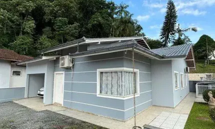 Casa para venda em joinville, glória, 3 dormitórios, 1 suíte, 3 banheiros, 3 vagas