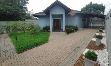 Casa para Venda em Joinville, Bucarein, 4 dormitórios, 4 suítes, 5 banheiros, 3 vagas