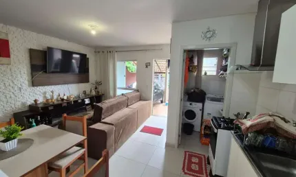 Geminado para Venda em Joinville, Costa e Silva, 2 dormitórios, 2 banheiros, 1 vaga