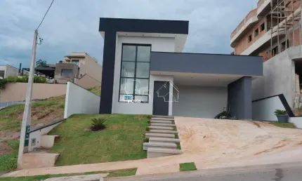 Venda de Casa em Condomínio de Luxo em Jundiaí-SP, Campos de Medeiros: 3 quartos, 1 suíte, 2 salas, 3 banheiros, 2 vagas, 203 m².