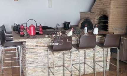 Impecável casa em condomínio à venda em Jundiaí-SP, Jardim Santa Teresa: 4 quartos, 2 suítes, 3 salas, 2 vagas, 300m².