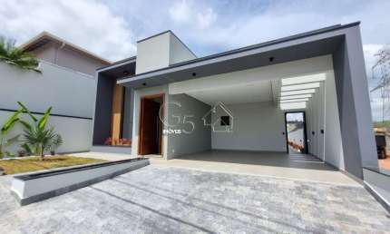 Casa térrea a venda em Condomínio Doce Vita  - Itatiba- SP- 3 quartos- sendo 1 suíte- piscina