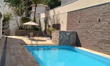 CASA VENDE-SE EM CONDOMINIO FECHADO EM LOCALIZAÇÃO NOBRE EM JUNDIAÍ
