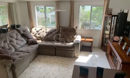 Casa a venda em condomínio- Jundiaí- bairro colônia, com 5 quartos, sendo 2 suítes, piscina privativa, cozinha planejada, 3 vagas