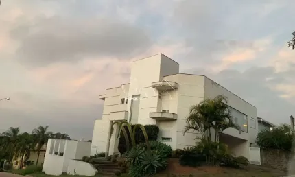 Casa em condomínio em jundiaí, com 5 suítes- churrasqueira, todo planejado- bairro malota- jundiaí- sp