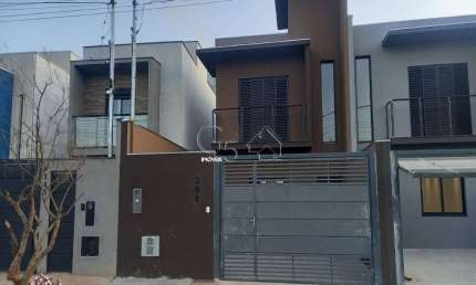 Lindo sobrado 3 dormitórios à venda no Portal dos Ipês Cajamar