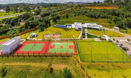 Lote de 653,66 m² no Alphaville Jundiaí, condomínio com lazer completo.