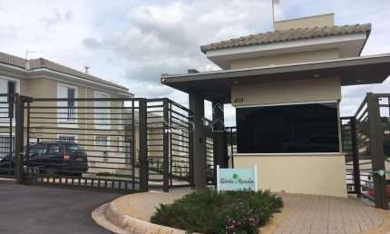 Casa em Condomínio em Jarinu-SP: 3 Quartos, 1 Suíte, 2 Salas, 2 Banheiros, 2 Vagas de Garagem - 94 m² de Área