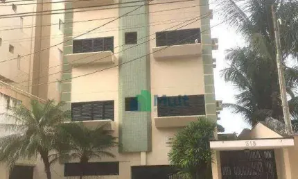 Apartamento reformado em ótima localização no Bairro Jd. Botânico com 68,86m² de área útil.