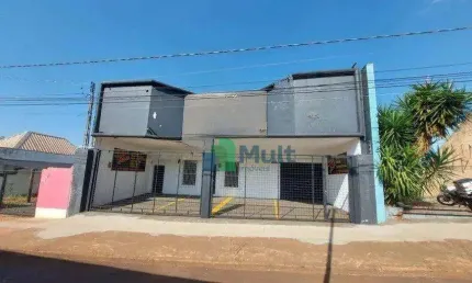 Casa Comercial em excelente localização na Av Independência com  alça de acesso a Francisco Junqueira, terreno 468m² e 421m² de área útil.