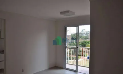 Apartamento em ótima localização na Av Caramuru com 55m² de área útil.