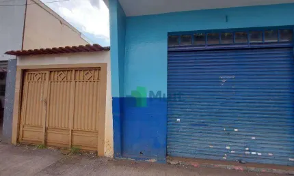 Imóvel comercial à venda localizado em ótimo ponto na av. saudade.