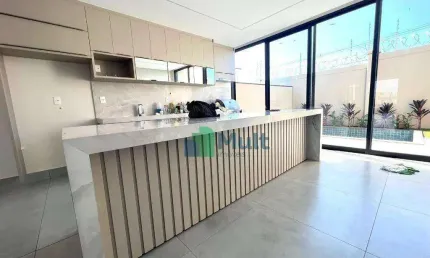 Casa no condomínio quinta da mata 2 com 250m² de terreno e 172m² de construção, 3 suítes.