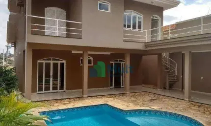 Lindo Sobrado no Bairro da Ribeirânia com 4 dormitórios, piscina e varanda gourmet, 359m² de área útil.