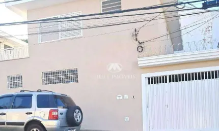 Lindo Sobrado Localizado no Bairro Jd. Macedo com 150m² de construção, 3 dorm, sendo 1 suíte.
