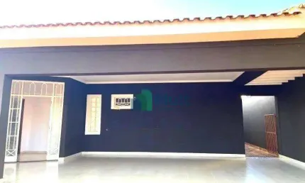 Casa Térrea  em excelente localização no Bairro City Ribeirão com terreno de 480m² e 242,94m² de área construída.