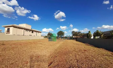Terreno à venda, 1500 m² por R$ 1.440.000 - Fazenda Santa Maria - Cravinhos/SP