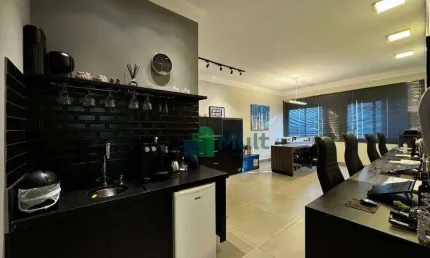 Sala Comercial em excelente localização próximo a USP, com 37,41m²de área privativa.