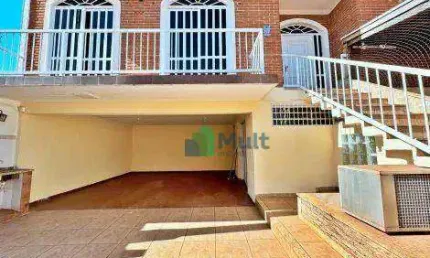 Casa em excelente localização no Bairro Jd. Paulistano próximo a avenida 13 de Maio com 259m² de área terreno e 274m² de área construída.