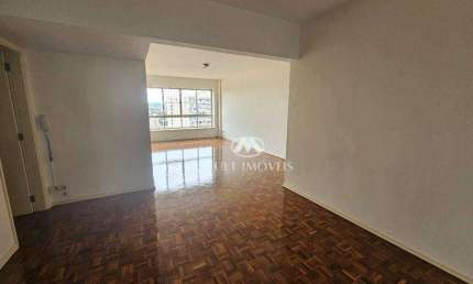 Apartamento em ótima localização no Centro da Cidade com 139m² de área útil.