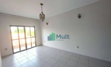 Apartamento em ótima localização esquina com Av. Caramuru com 82m² de área privativa.