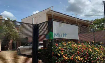 Casa Comercial em ótima localização na Zona Sul com 630m², ideal para clinicas, casa de repouso entre outros .