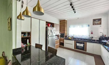 Casa Térrea em excelente localização na Cidade de Bonfim Paulista -SP com 200m² de terreno e 100m² de área construída.