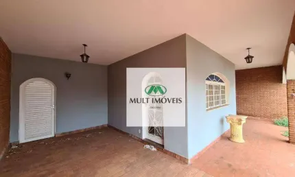 Casa Térrea em excelente localização no Bairro Parque dos Bandeirantes com terreno de 262,50 e  151 m² de área construída.