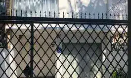 Sobrado Comercial Bom para Investidor no Campo Belo 690.000,00 3 qtos 02 vg